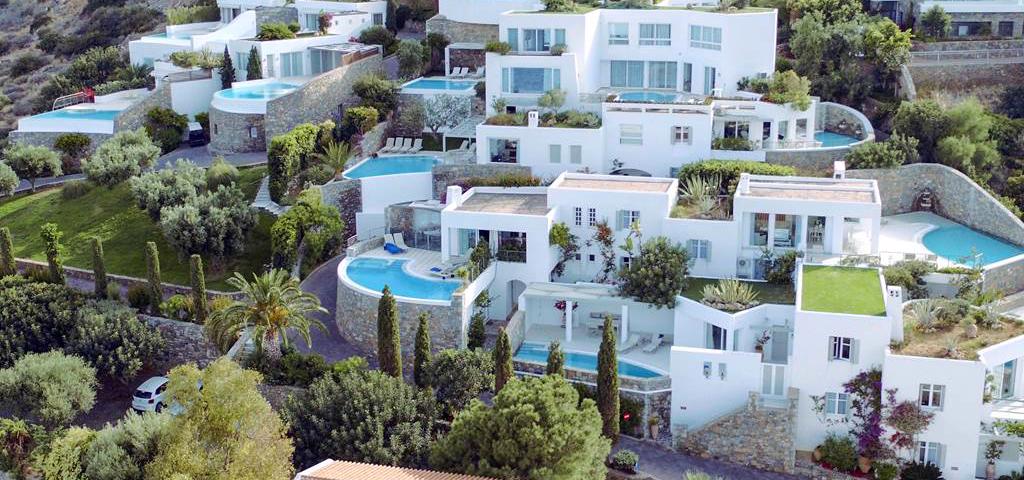 Το "Elounda Gulf Villas" στην Κρήτη απέκτησε η Everty