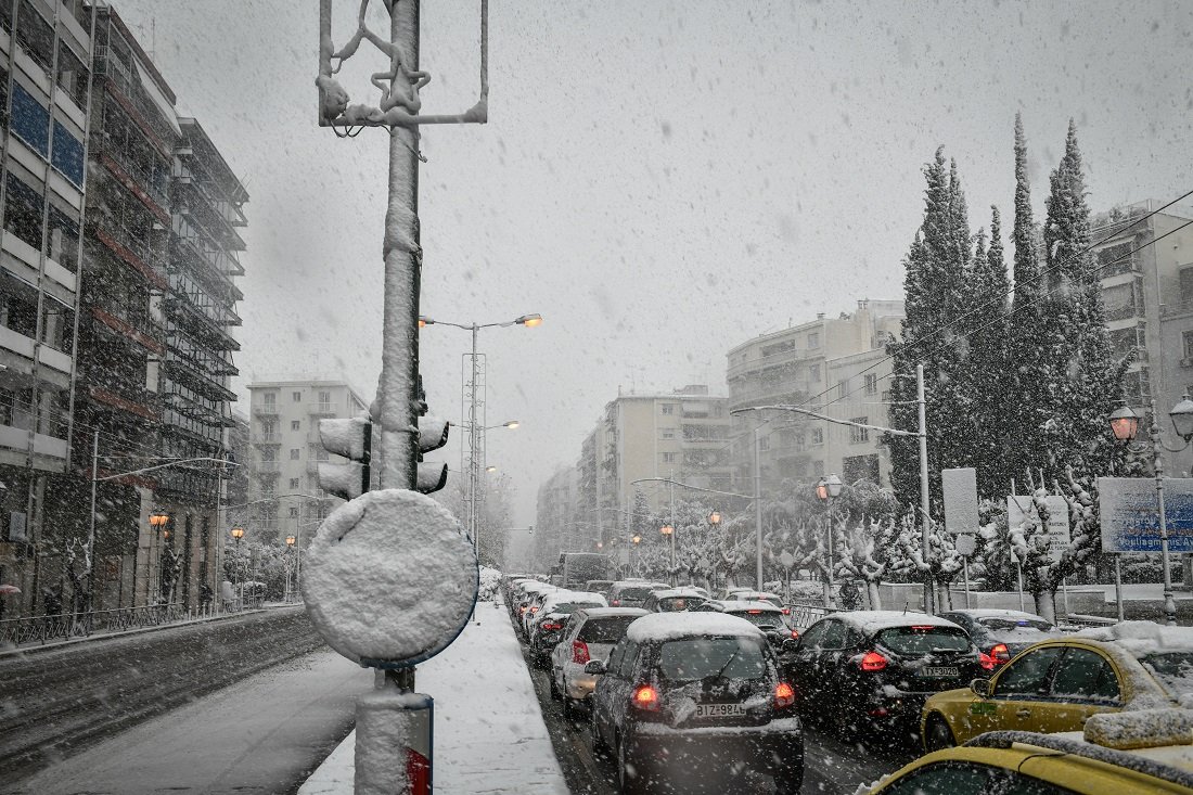 Γενική αργία και αύριο 