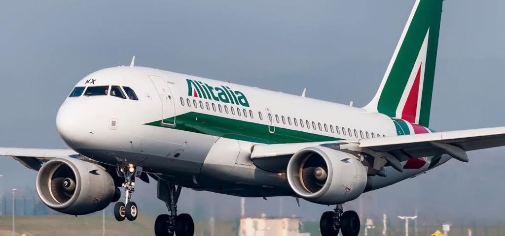 H τελευταία πτήση της Alitalia H τελευταία πτήση της Alitalia