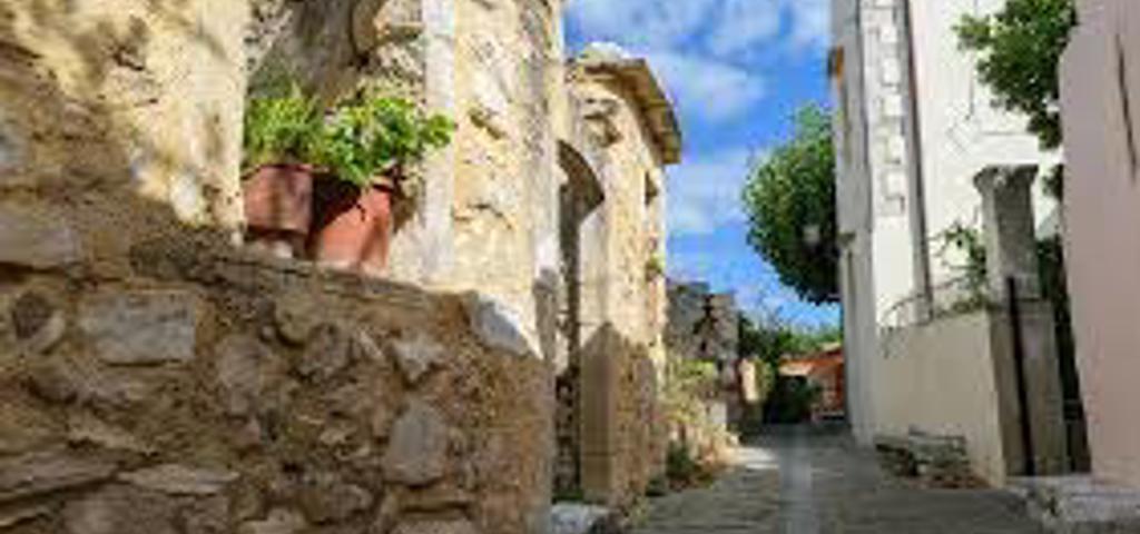 Κονδύλι €1,1 εκατ. για τους δρόμους του Αλικάμπου στην Κρήτη Κονδύλι €1,1 εκατ. για τους δρόμους του Αλικάμπου στην Κρήτη