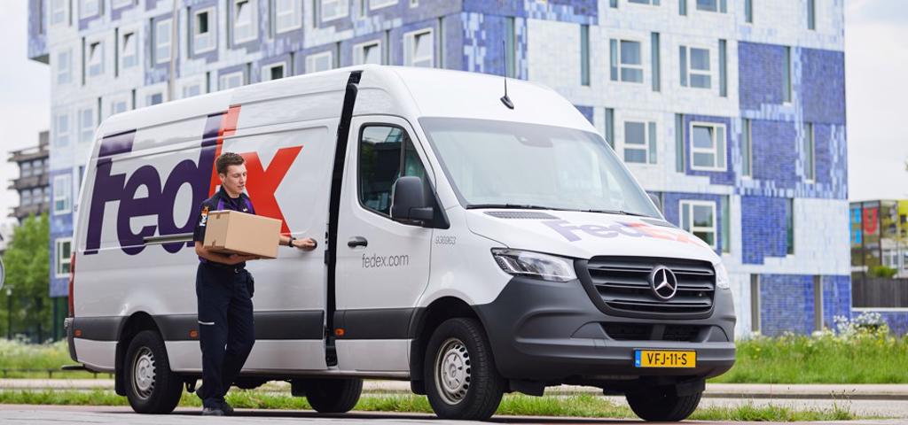 FedEx: Οι παραδόσεις δεμάτων στην Ευρώπη θα φτάσουν τα 6,2 δισ. την εορταστική περίοδο FedEx: Οι παραδόσεις δεμάτων στην Ευρώπη θα φτάσουν τα 6,2 δισ. την εορταστική περίοδο