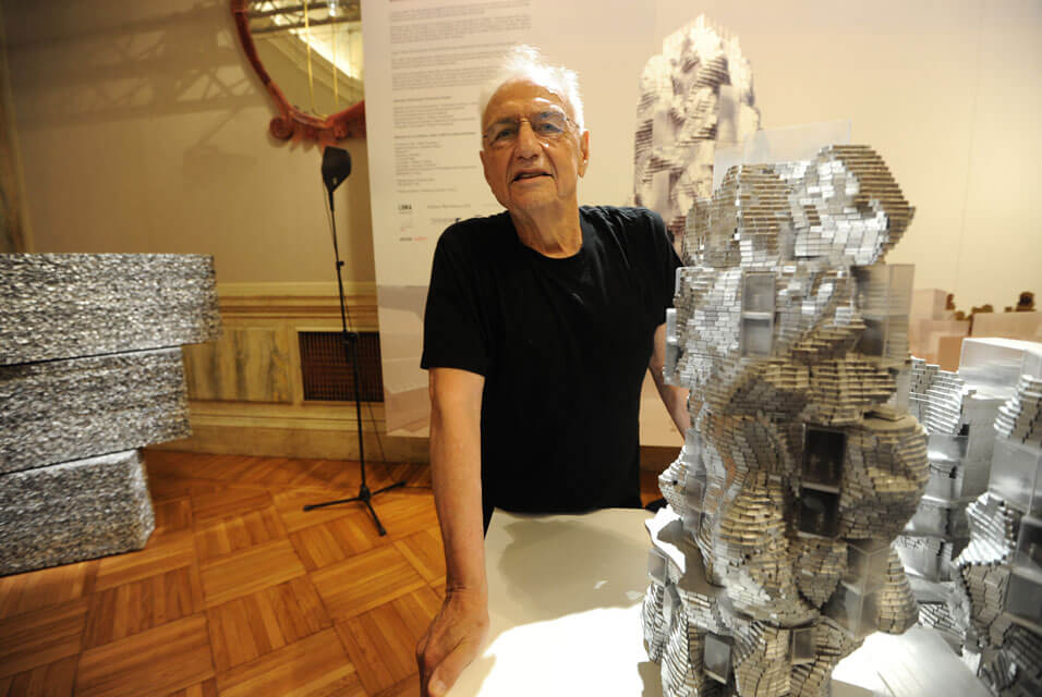 Πέθανε ο εμβληματικός αρχιτέκτονας Frank Gehry