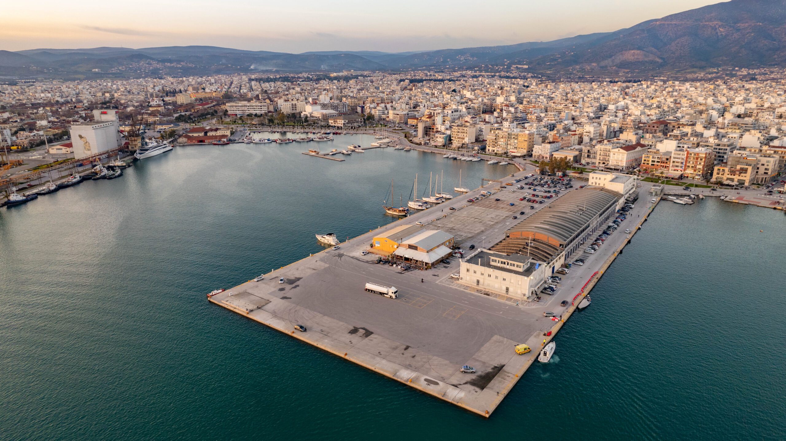 Ακυρώθηκε για λόγους δημοσίου συμφέροντος ο διαγωνισμός για το λιμάνι του Βόλου