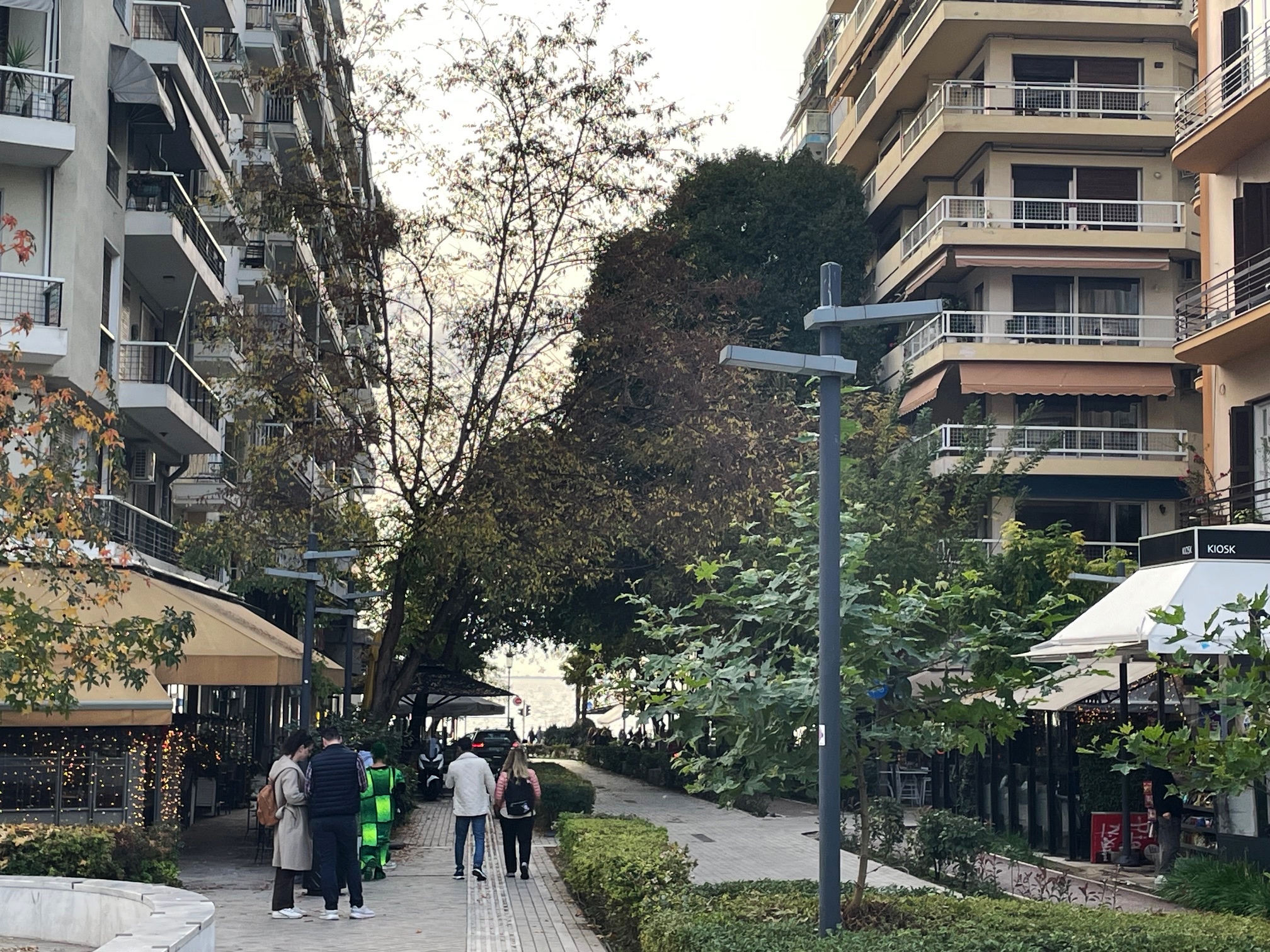 Σε στεγαστική ασφυξία η Ελλάδα. Πρωταθλήτρια Ευρώπης στο κόστος κατοικίας το 2024