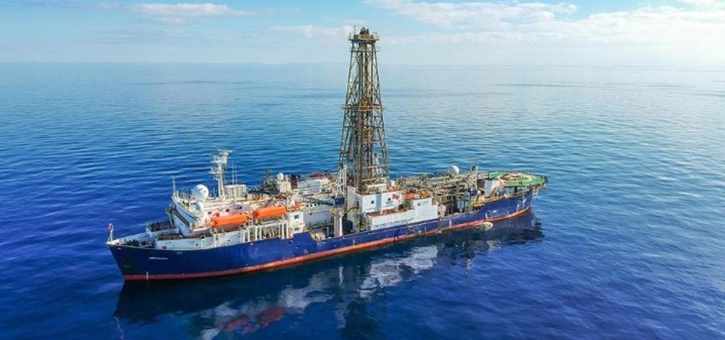 Η Τουρκία αγοράζει δύο ακόμη πλωτά γεωτρύπανα Η Τουρκία αγοράζει δύο ακόμη πλωτά γεωτρύπανα