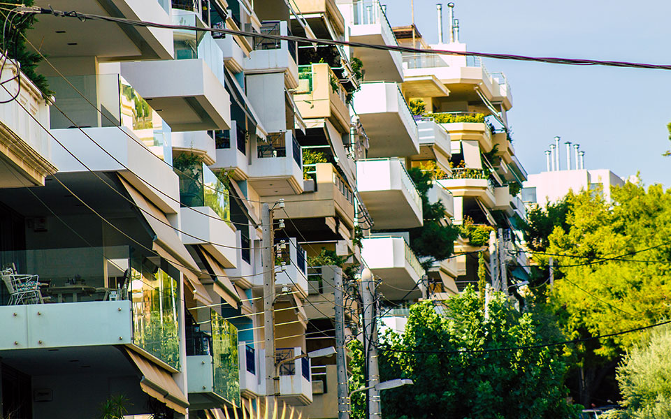 7,2M individuals in Greece hold a total of €772B real estate onwership value