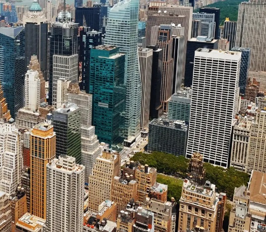 H CBRE ιδρύει κεντρικά γραφεία στο Midtown Manhattan