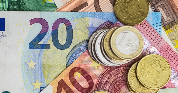Η ΕΚΤ κρούει τον κώδωνα του κινδύνου για νέα κρίση χρέους στην ευρωζώνη