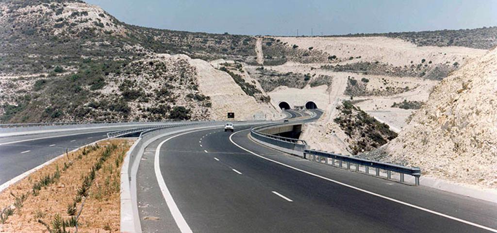 The direction towards Patras between Kato Achaias and the Industrial Park is now operational The direction towards Patras between Kato Achaias and the Industrial Park is now operational