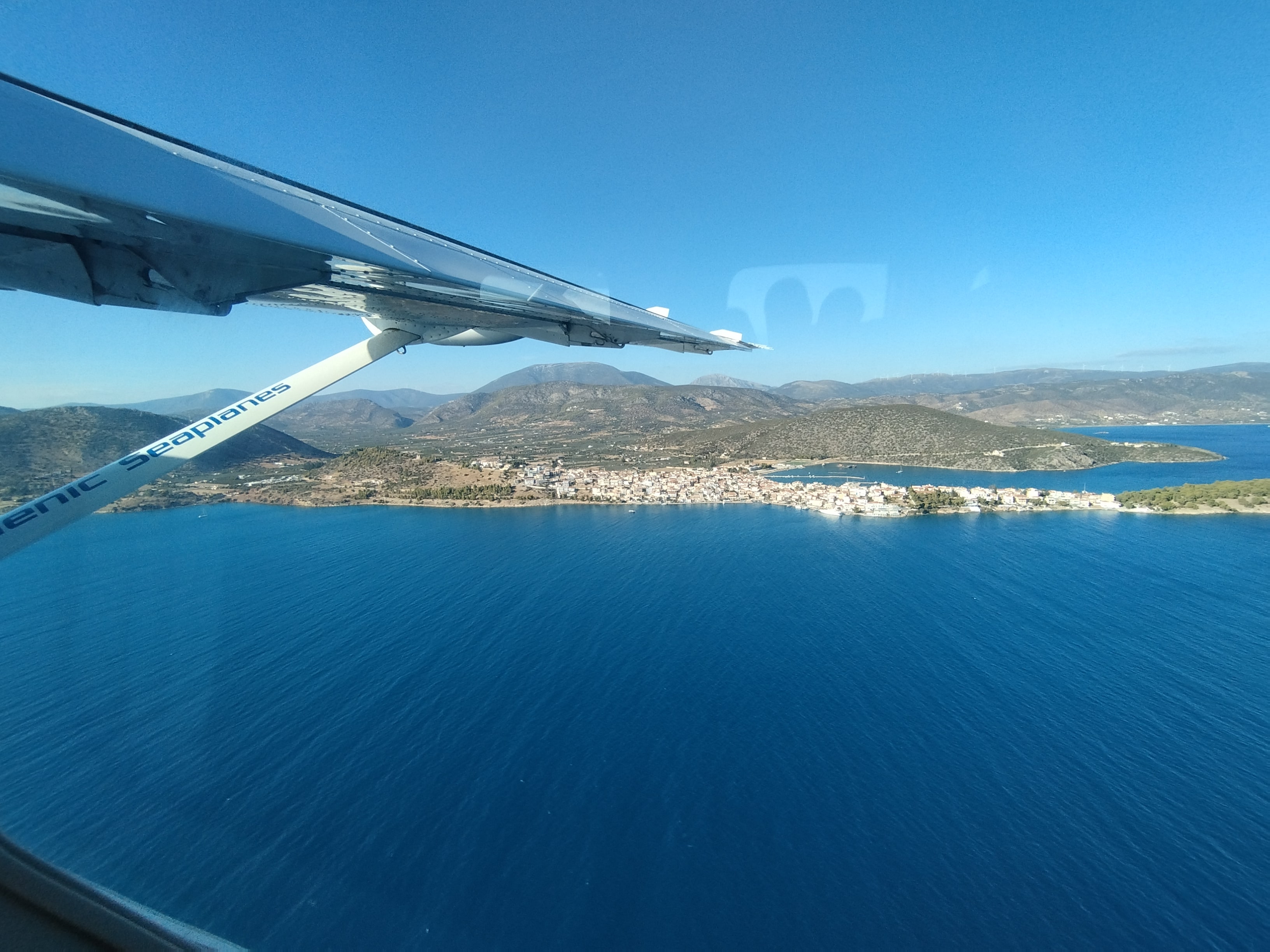 Δοκιμαστική πτήση της Hellenic Seaplanes στην Πελοπόννησο