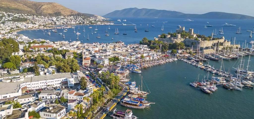 Σχεδόν 7 εκατ. τουρίστες επισκέφθηκαν την Τουρκία τον Αύγουστο  Σχεδόν 7 εκατ. τουρίστες επισκέφθηκαν την Τουρκία τον Αύγουστο