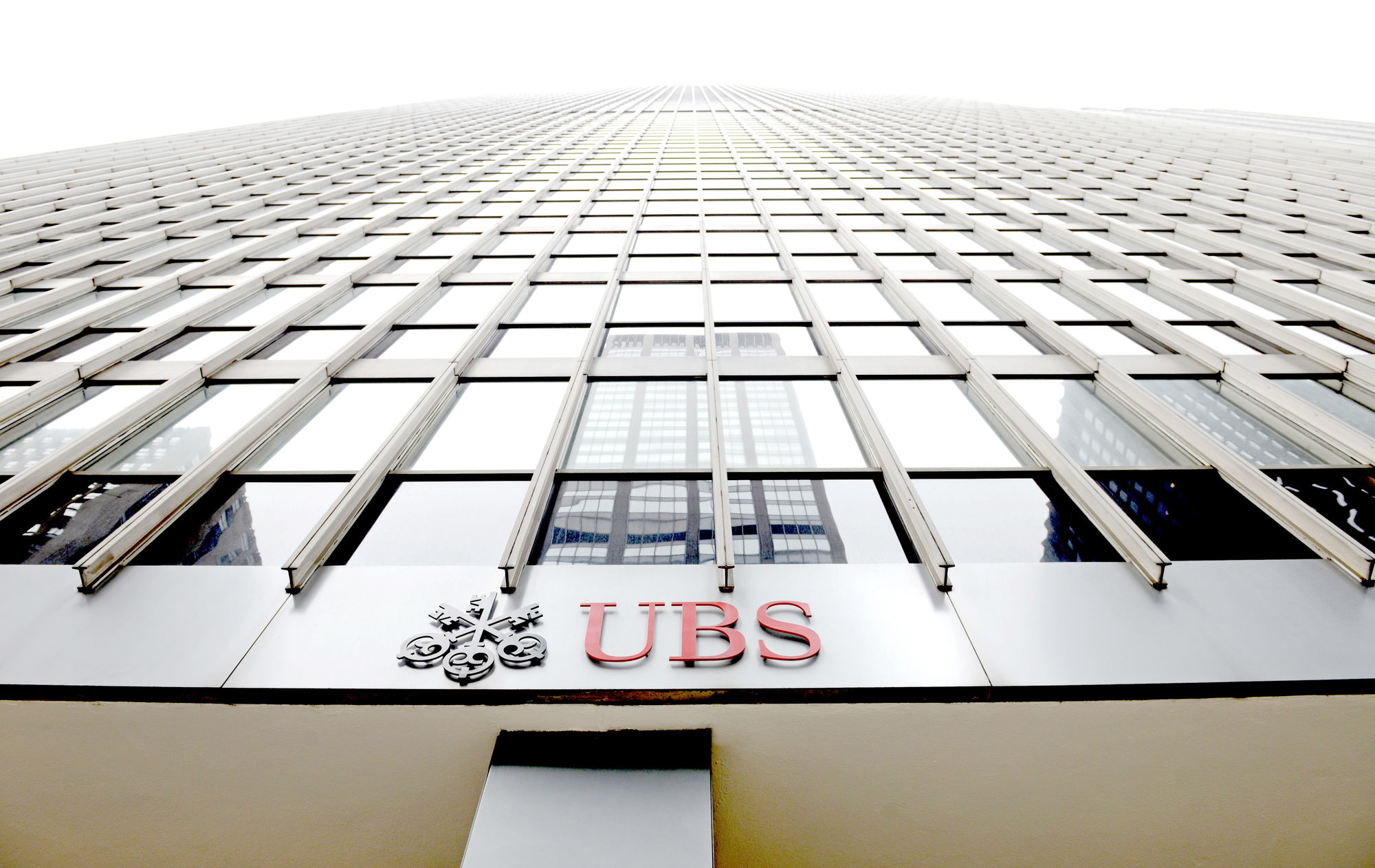 Κέρδη €29 δισ. για την UBS το β' τρίμηνο 2023