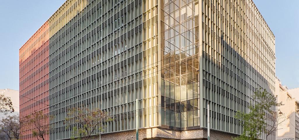 Ανοιξε το κατάστημα του ZARA στο ιστορικό Μινιόν Ανοιξε το κατάστημα του ZARA στο ιστορικό Μινιόν