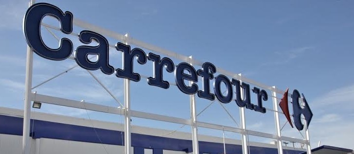 Carrefour is seriously considering re entering the Greek grocery market