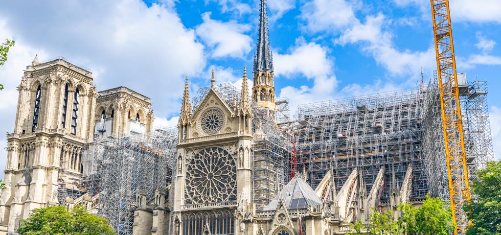 Επαναλειτουργεί η Παναγία των Παρισίων μετά από πέντε χρόνια αποκατάστασης Επαναλειτουργεί η Παναγία των Παρισίων μετά από πέντε χρόνια αποκατάστασης