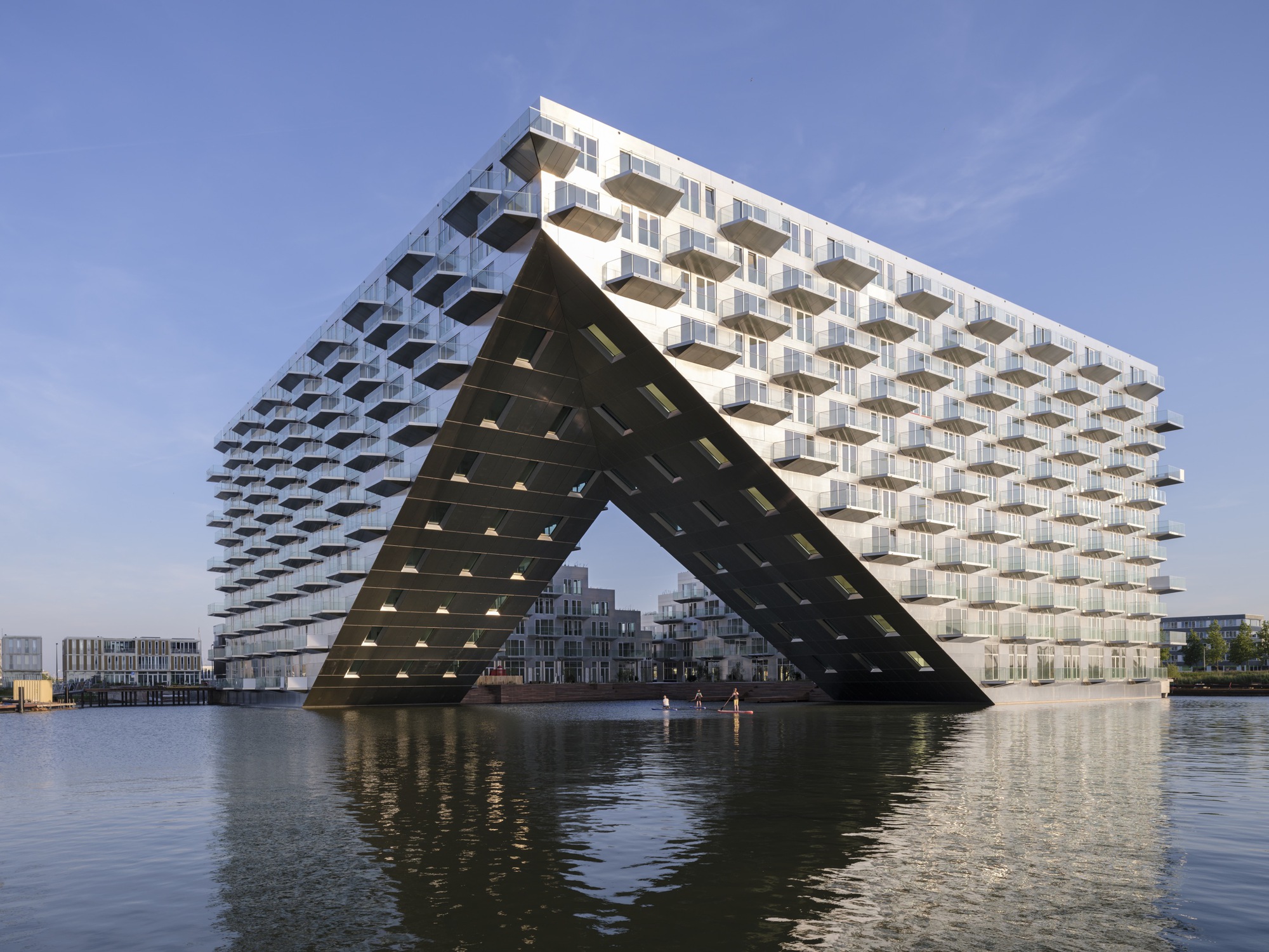 sluishuis-residential-building-big-plus-barcode-architects_1.jpg