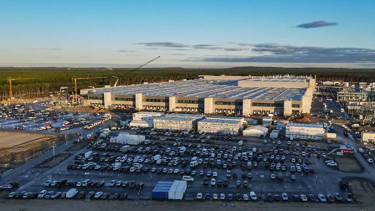 Νέο εργοστάσιο στη Γερμανία κατασκευάζει η Tesla 