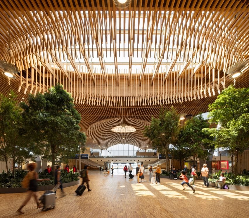 zgf-portland-airport-mass-timber-roof-portland.jpg