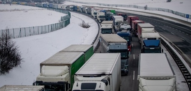 Κάμψη σημείωσαν οι οδικές εμπορευματικές μεταφορές το γ' τρίμηνο 2020