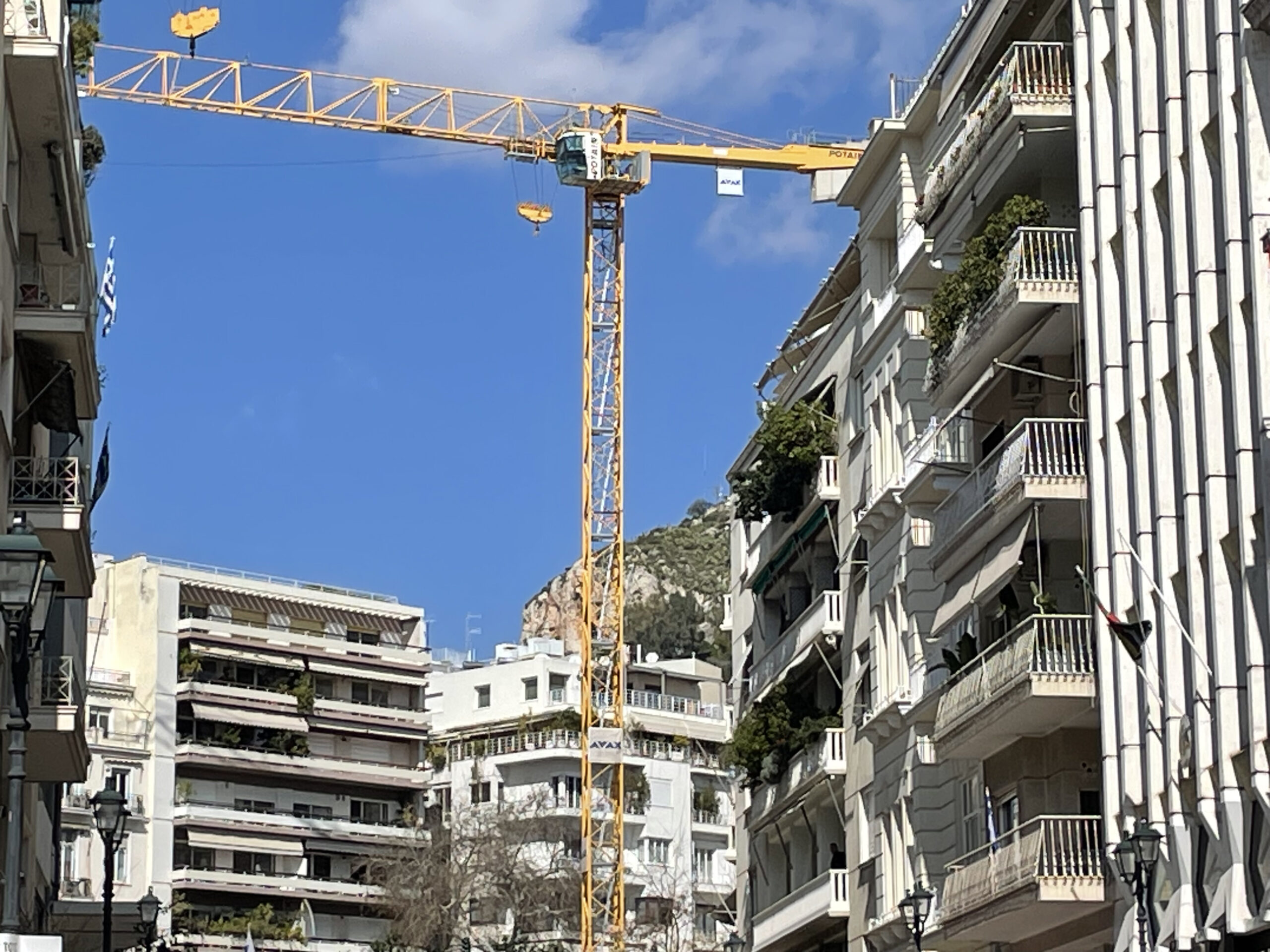 AVAX keeps €41.6M bonus as Metro Line 4 delivery set for 2032 - e-red